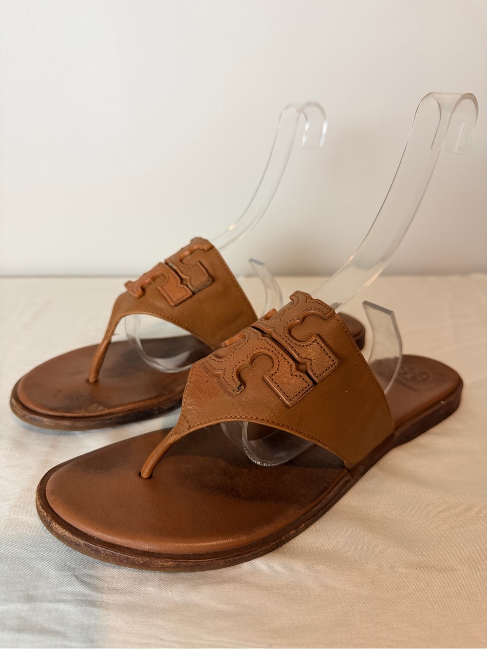 Tory Burch Women’s Cognac Leather Thong Sandals